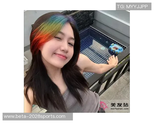 足球明星女性挑染发型时尚潮流图片欣赏与搭配技巧分享 足球明星女性挑染发型时尚潮流图片欣赏与搭配技巧分享